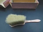 comb brush pink box view
